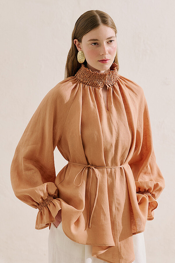 LINEN EMBROIDERED BALLOON SLEEVE BLOUSE ALMOND | Manuka