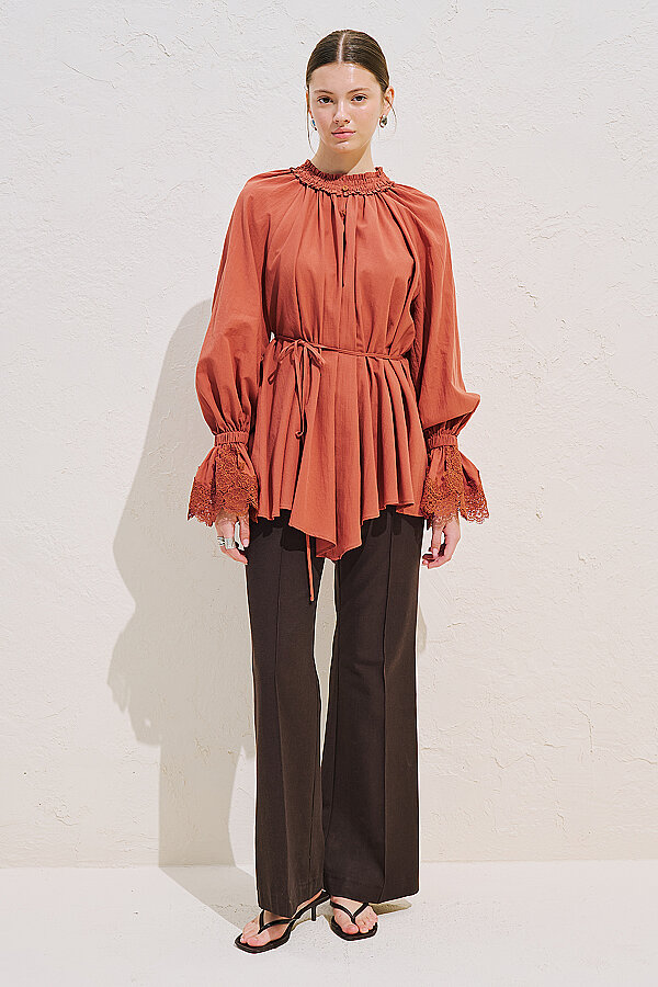 LACE SLEEVE EDITION BLOUSE TILE | Manuka
