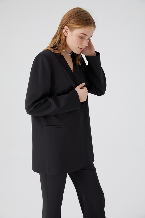 Manuka - BELTED COLLARLESS SATIN BLAZER JACKET BLACK (1)