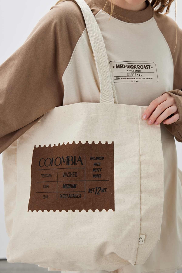 Manuka - PRINTED BELLOWED CLOTH BAG COLOMBIA (1)