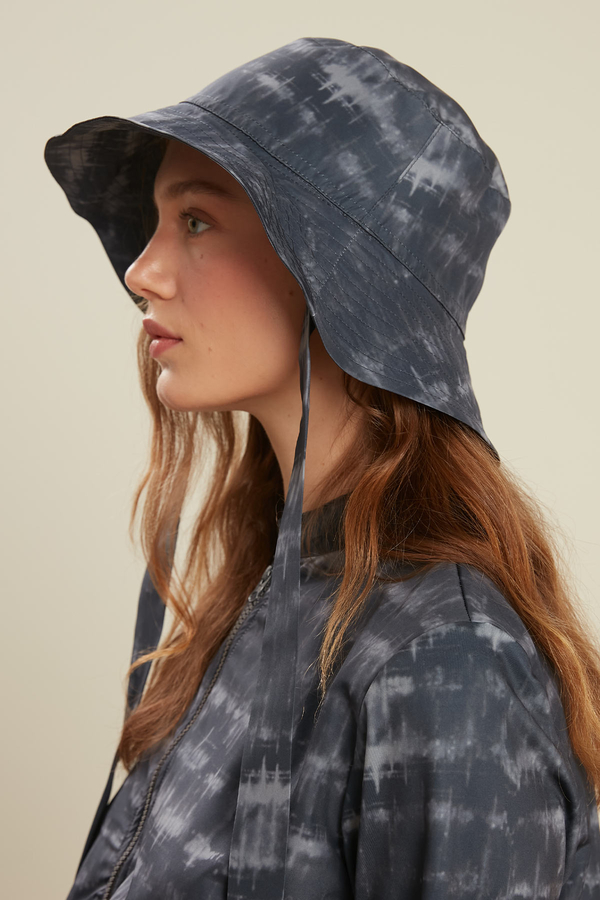 Manuka - CONNECTED BUCKET HAT BATIK (1)