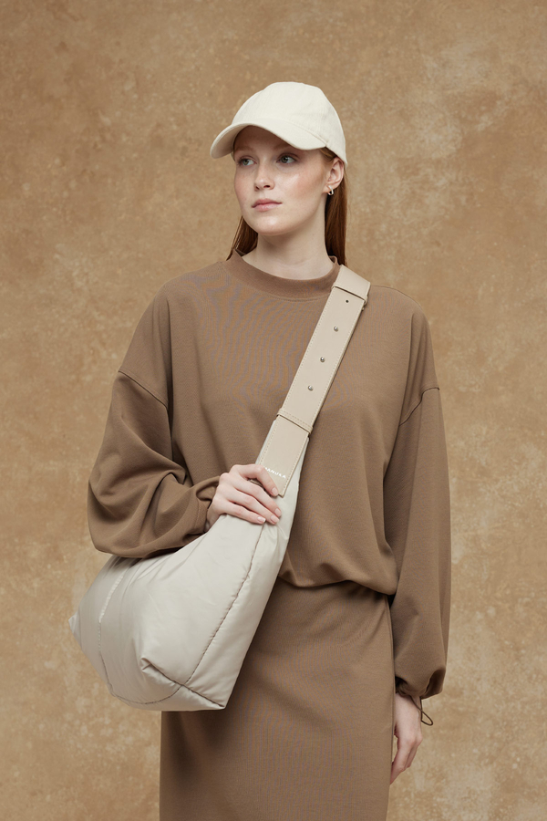 Manuka - CROSS TOTE BAG BEIGE (1)