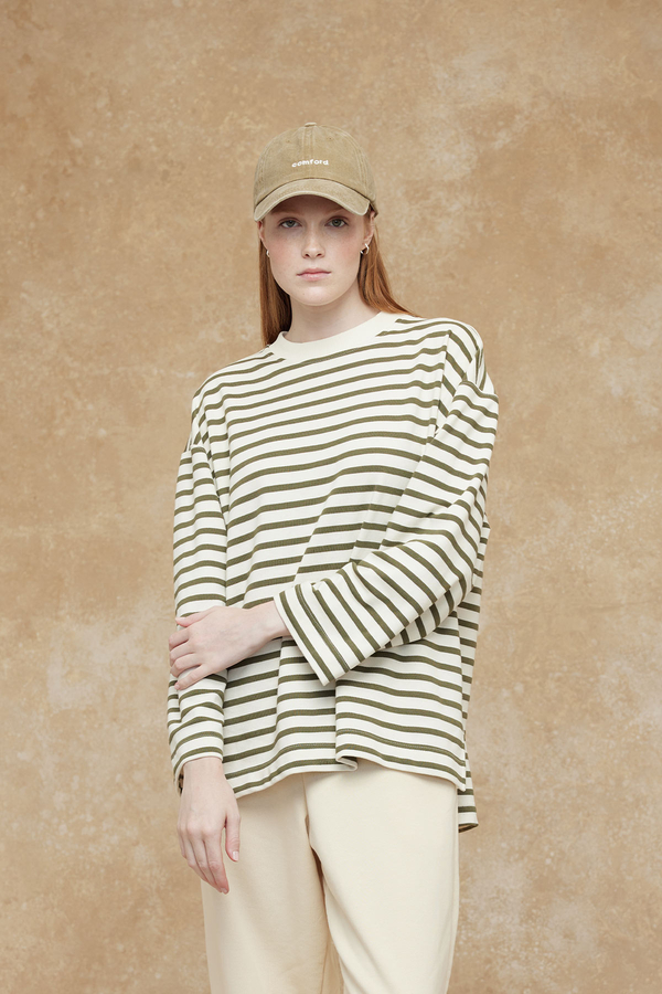 Manuka - STRIPED SWEATSHIRT ALMOND GREEN (1)
