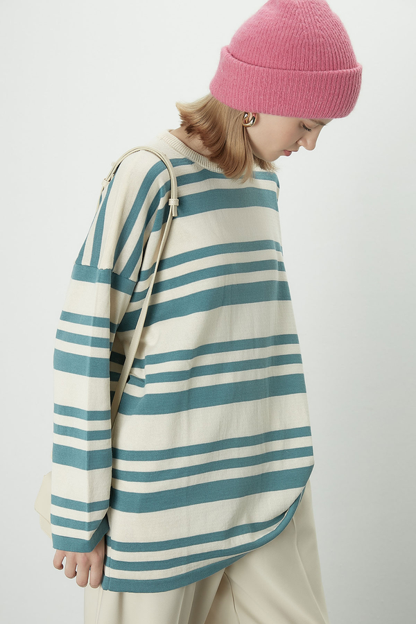 Manuka - OVERSIZED STRIPED KNIT BLOUSE BLUE (1)