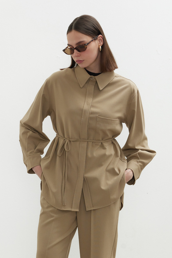 Manuka - OVERSIZED POCKET SHIRT CAMEL (1)