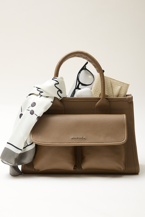 Manuka - LEATHER SHOULDER BAG WITH LARGE POCKETS MINK (1)
