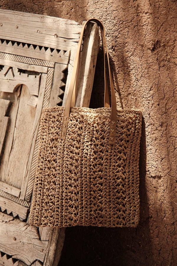 DESENLİ HASIR OMUZ ÇANTASI NATURAL · 2