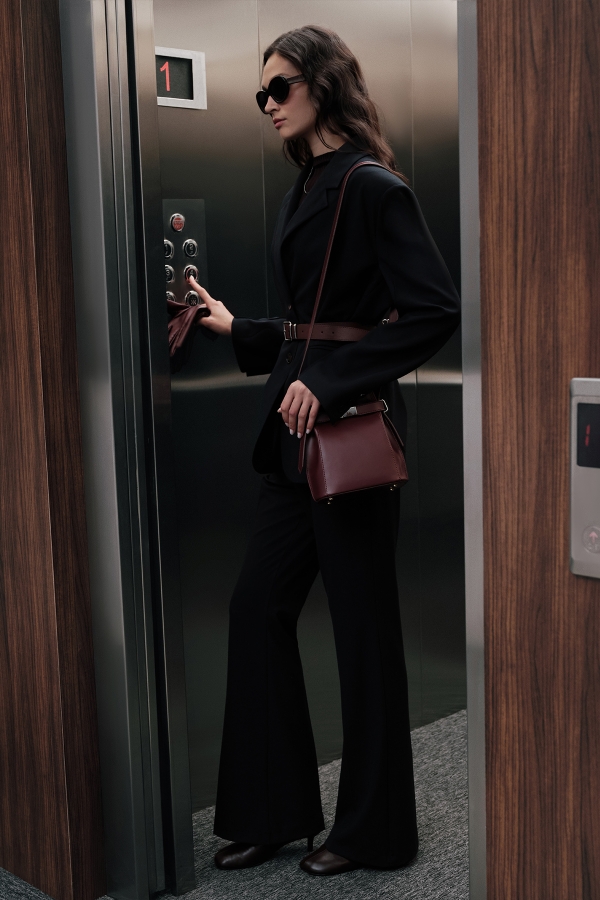 Manuka - FLARE CROWN CLASSIC TROUSERS NAVY BLUE