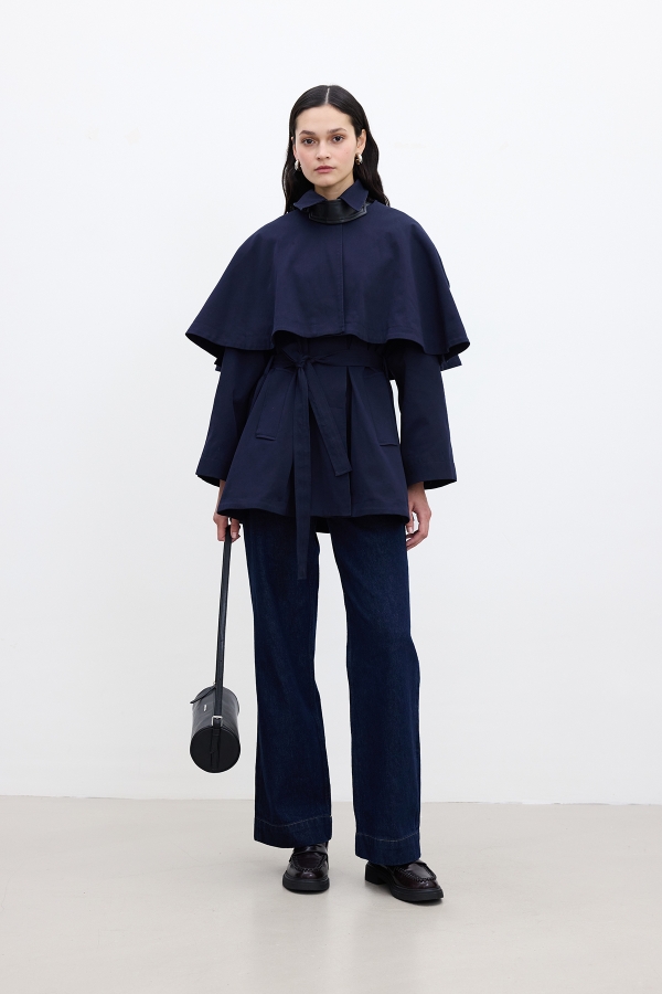 TRENCH COAT WITH CAPE DETAILS NAVY BLUE | Manuka