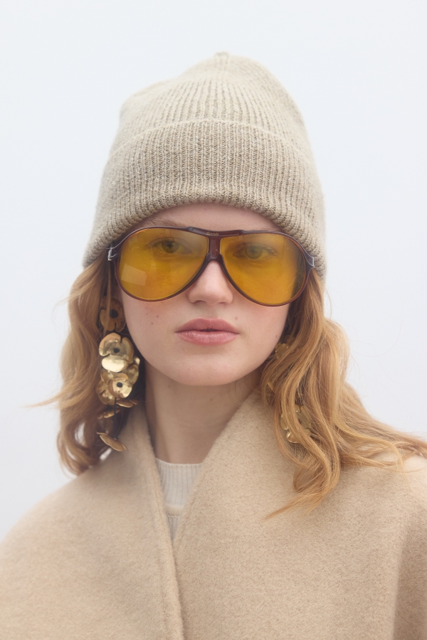 Manuka - RUBED KNITTED BEANIE MINK (1)