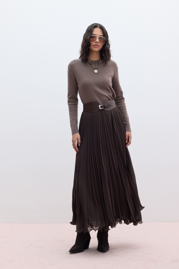 Manuka - SOFT TEXTURED KNITWEAR SWEATER MINK (1)