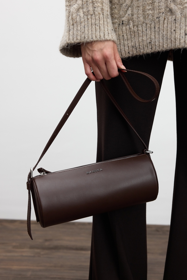 Manuka - LEATHER CYLINDER SHOULDER BAG BITTER COFFEE (1)
