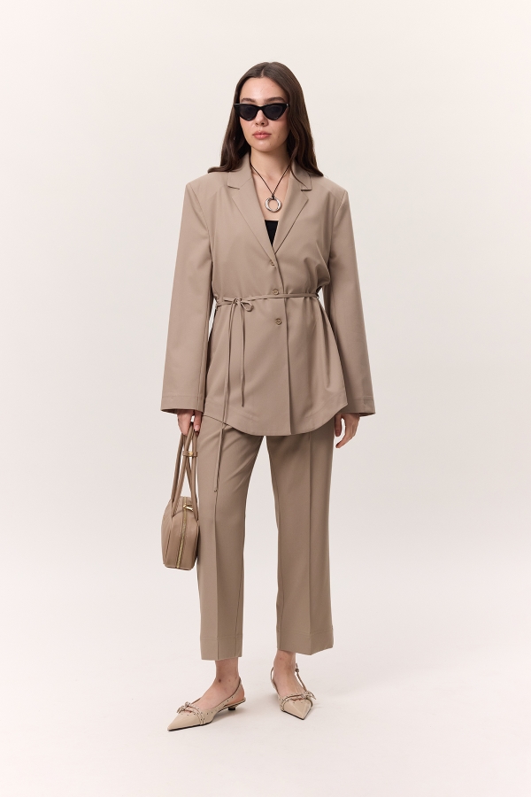 KEMERLİ DÜĞMELİ BLAZER CEKET CAMEL