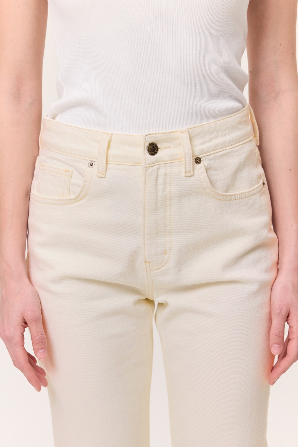 Manuka - HIGH WAIST FLARE LEG JEANS ECRU (1)
