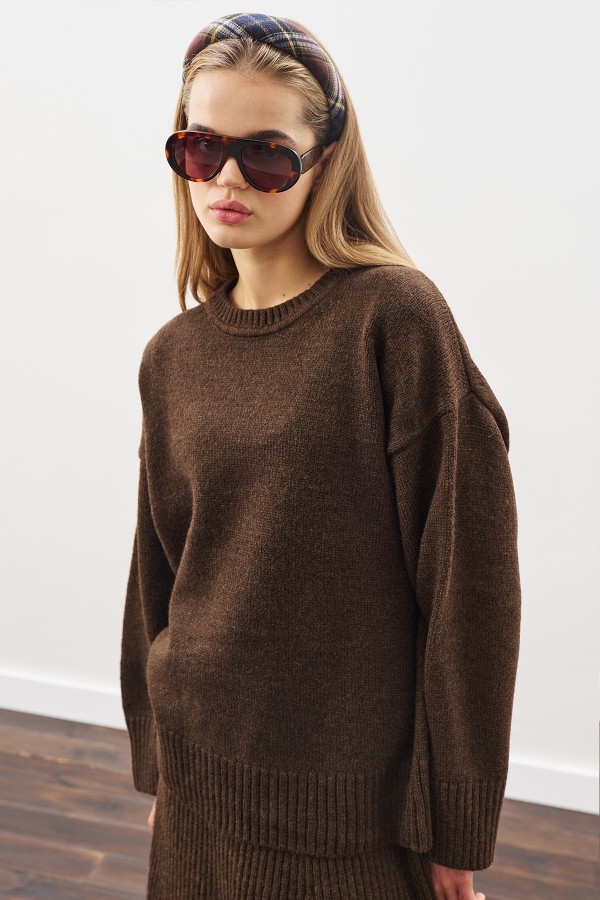 Manuka - CHUNKY OVERSIZE SWEATER BROWN