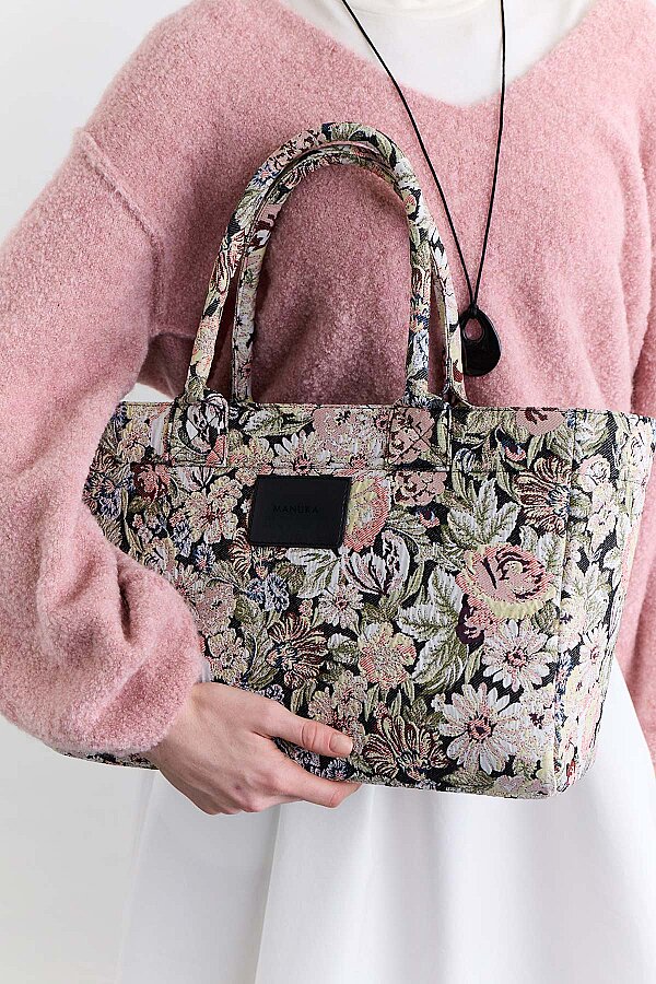 JACQUARD PATTERNED TOTE BAG POWDER | MANUKA